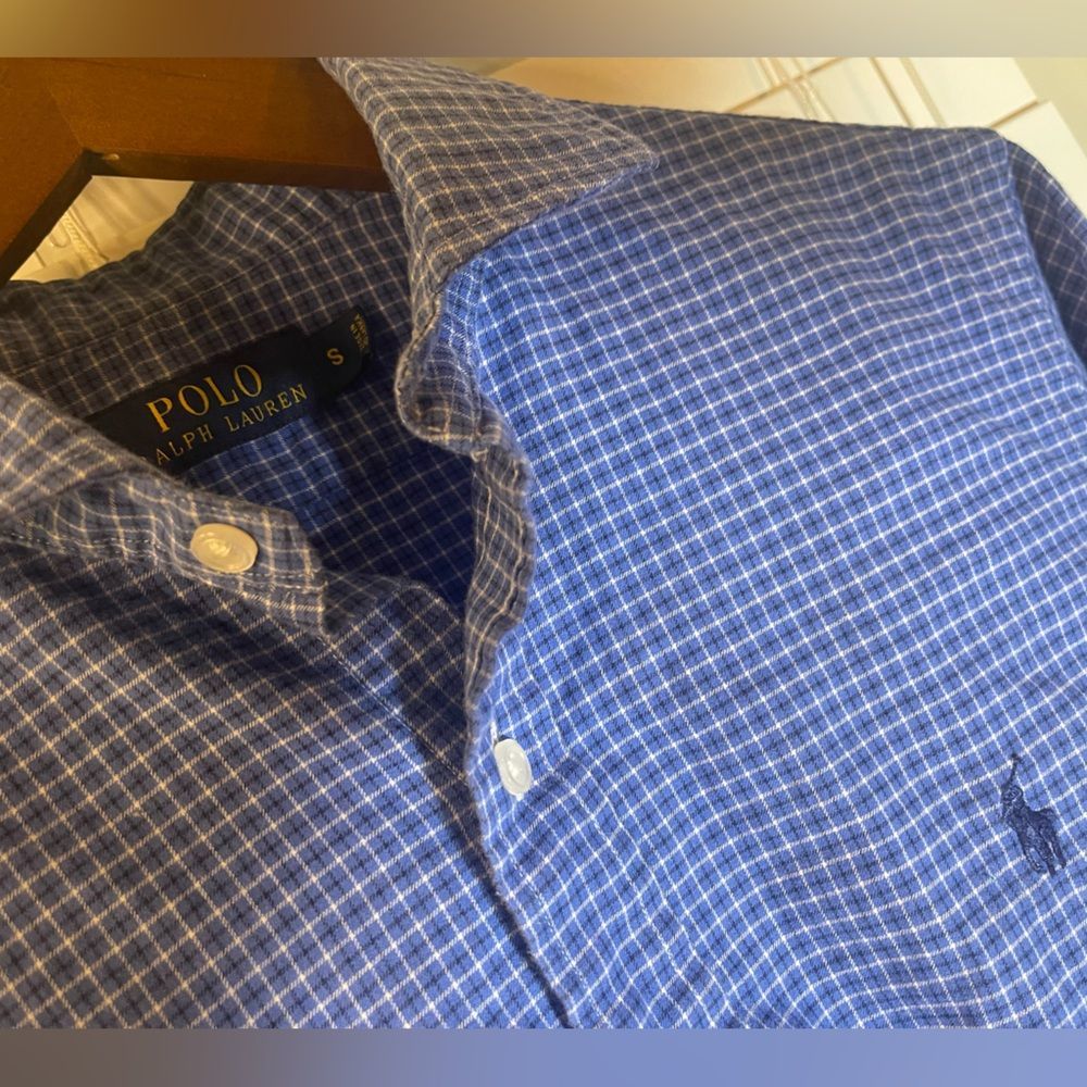 Soft Blue Plaid Ralph Lauren Men’s Dress Shirt: Perfect Condition!
